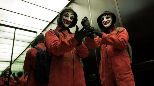 Кошкам тут не место?